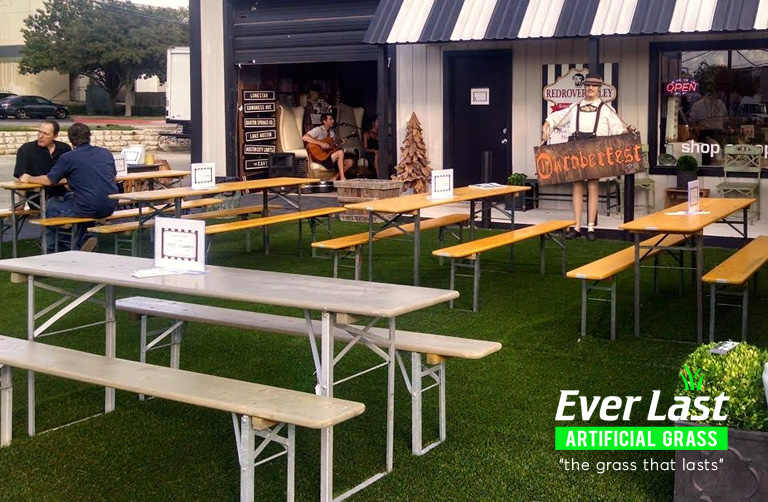 Artificial grass installation at commercial event